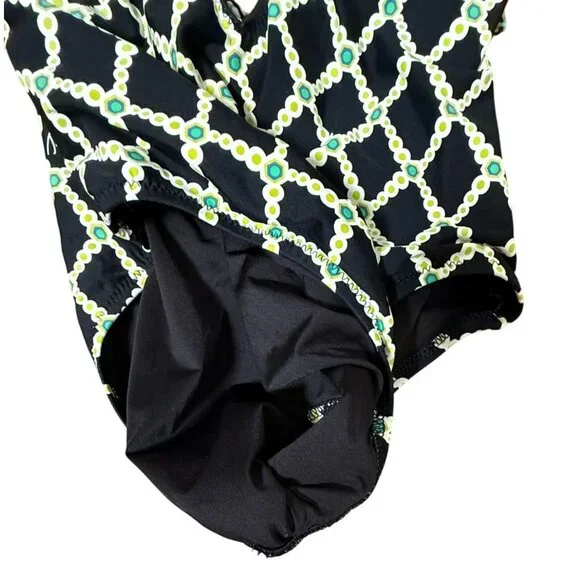 Trina Turk Geometric Print One-Piece Swimsuit W/ Cutout Size 6 Resort Beach - Picture 7 of 11